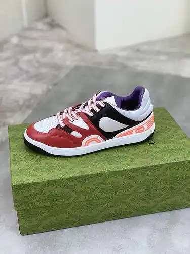 Zapatos GUCCI para hombre y mujer Código: 0430C20 Talla: Mujer 35-41 Hombre 39-46