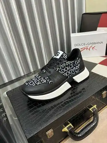 Zapatos de hombre Dolce & Gabbana Código: 0504C00 Talla: 38-46