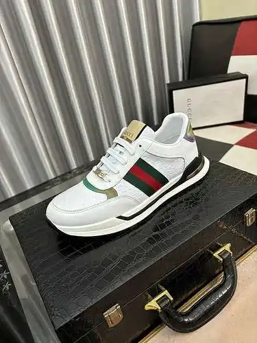 Zapatos de hombre GUCCI Código: 0504B40 Talla: 38-44