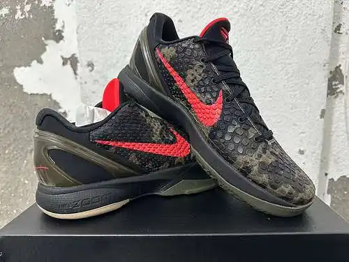 Kobe Bryant 6ta Generación Negro/Rojo 40-50.5