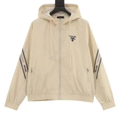 PRD Prada chaqueta con cremallera y logo bordado