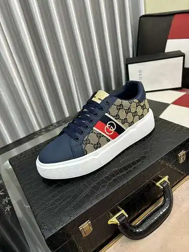 Zapatos de hombre GUCCI Código: 0504B50 Talla: 38-44