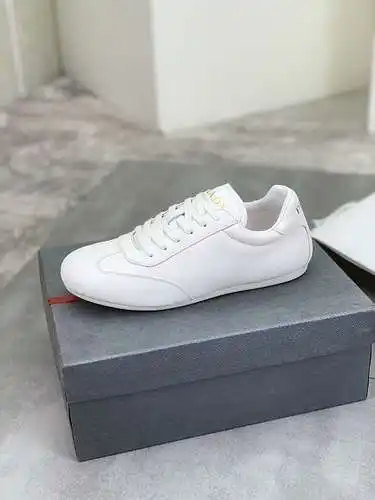 Prada Men's Shoes Code: 0502C00 Size: 38-45
