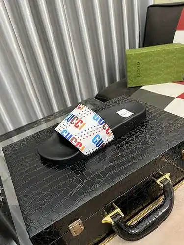 Zapatos de hombre GUCCI Código: 0503A40 Talla: 38-44