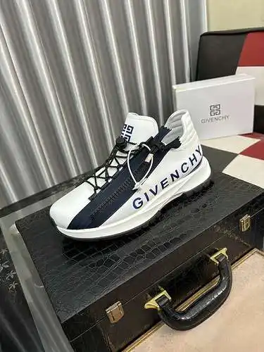 Zapatos de hombre Givenchy Código: 0504C10 Talla: 38-46