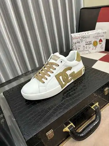 Zapatos Dolce & Gabbana para hombre y mujer Código: 0504B40 Talla: 35-46