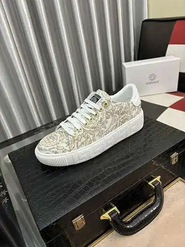 Zapatos de hombre Versace Código: 0503B30 Talla: 39-44
