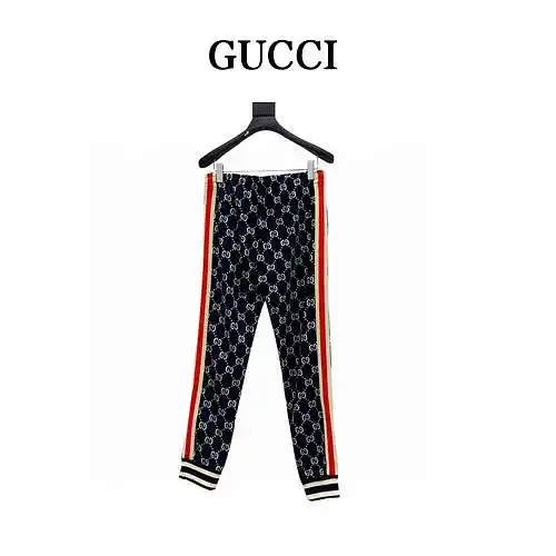 Pantalones con logo estampado en toda la prenda de jacquard clásico de GC/Gucci