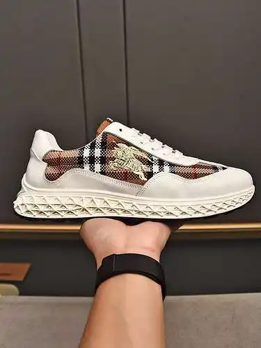 Zapatos de hombre Burberry Código: 0505B30 Talla: 38-44 (45 personalizados)
