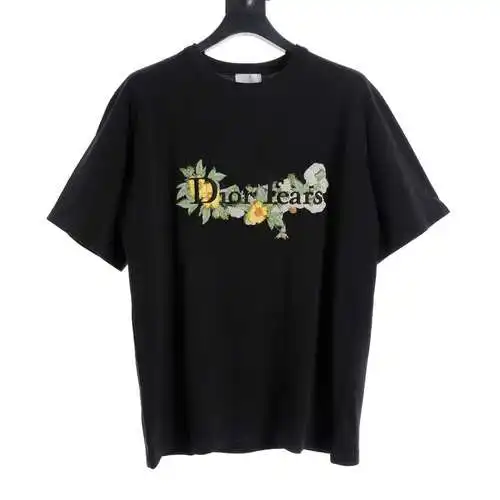 Camiseta de manga corta con letras florales bordadas CD