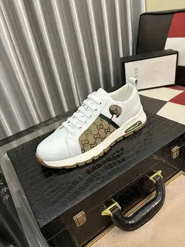 Zapatos de hombre GUCCI Código: 0504B50 Talla: 38-44