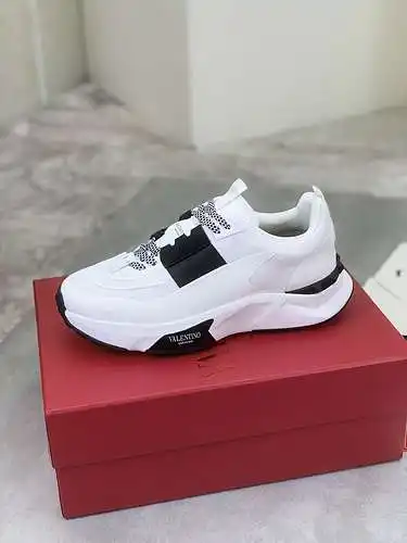 Zapatos Valentino hombre Código: 0430C20 Talla: 38-45 (personalizado a talla 46, no reembolsable)
