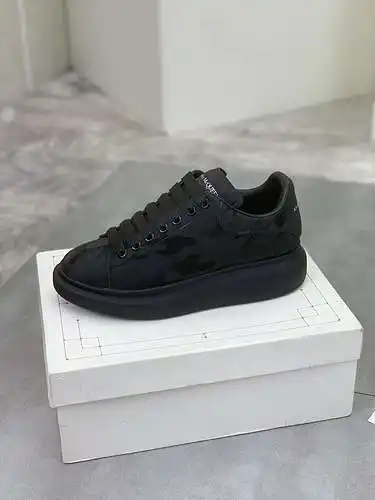 Zapatos de hombre McQueen* Código: 0429B40 Talla: 38-44 (45 personalizados)