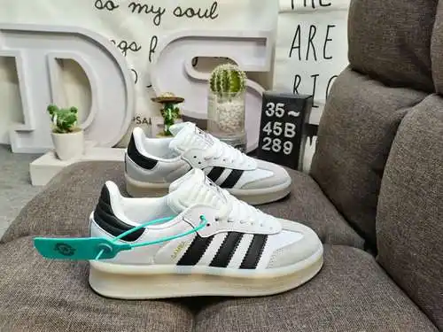 289D trébol a nivel de empresa Adidas Originals SambaX