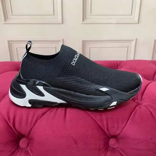 Zapatos Dolce & Gabbana para hombre y mujer Código: 0506C20 Talla: 35-45