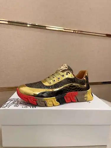 Zapatos de hombre Versace Código: 0510B30 Talla: 38-44