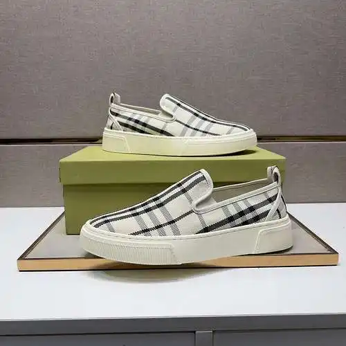 Zapatos de hombre Burberry Código: 0511B30 Talla: 38-44