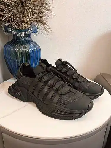 Zapatos Dolce & Gabbana para hombre y mujer Código: 0506C60 Talla: 36-46