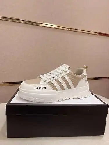 Zapatos de hombre GUCCI Código: 0510B60 Talla: 38-44