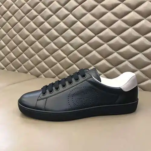 Zapatos GUCCI para hombre y mujer Código: 0508B40 Talla: Mujer 35-39, Hombre 38-44
