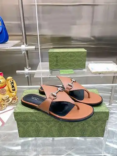 Zapatos GUCCI para hombre y mujer Código: 0506B10 Talla: 35-43 (44, 45 personalizados, no reembolsab