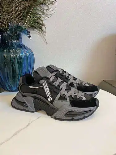 Zapatos Dolce & Gabbana para hombre y mujer Código: 0506C60 Talla: 36-46