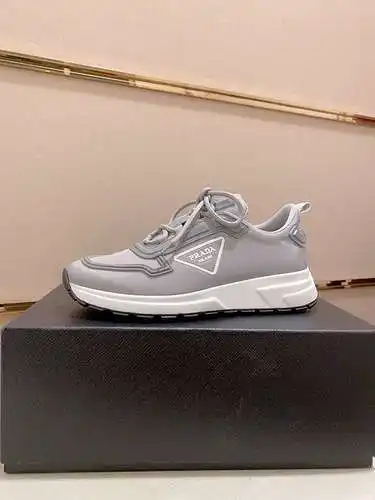 Prada men's shoes Code: 0509C10 Size: 38-44 (can be customized to 45.)