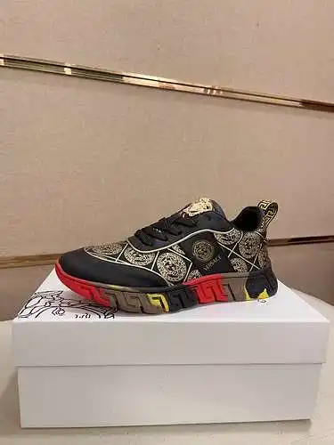 Zapatos de hombre Versace Código: 0510B30 Talla: 38-44