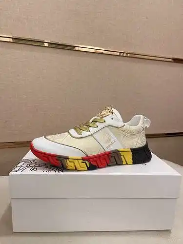 Zapatos de hombre Versace Código: 0510B30 Talla: 38-44