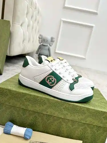 Zapatos GUCCI para hombre y mujer Código: 0507C20 Talla: 35-40 / 39-44 talla regular