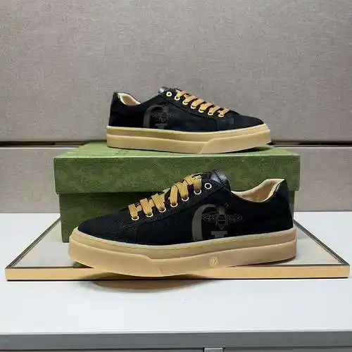 Zapatos de hombre GUCCI Código: 0511B40 Talla: 38-44