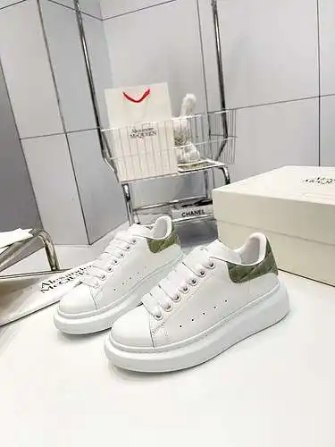 McQueen* Zapatos para hombre y mujer Código: 0318C30 Talla: Mujer 34-41., Hombre 38-46 Observaciones