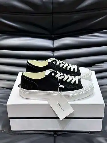 Zapatos de hombre Givenchy Código: 0508B40 Talla: 38-44 (45. Personalizado)