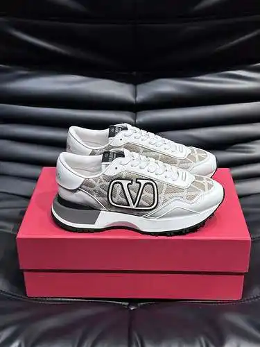 Zapatos de hombre Valentino Código: 0508C00 Talla: 38-44