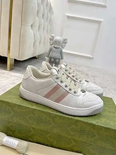 Zapatos GUCCI para hombre y mujer Código: 0507C20 Talla: 35-40 / 39-44 talla regular