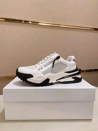 Zapatos de hombre Versace Código: 0510B90 Talla: 38-44