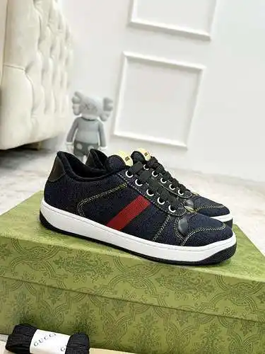 Zapatos GUCCI para hombre y mujer Código: 0507C20 Talla: 35-40 / 39-44 talla regular