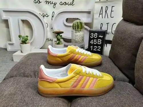 122D Zapatillas de deporte de corte bajo, ligeras y resistentes al desgaste, informales, originales,