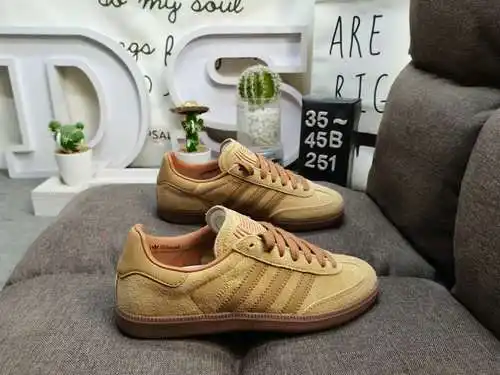 251DAdidas originals Busenitz Vulc adidas Casi 70 años de originales clásicos hechos de gamuza, horm