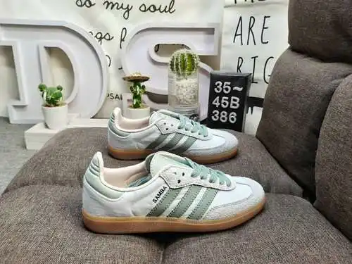 386DAdidas originals Busenitz Vulc adidas Casi 70 años de originales clásicos hechos de gamuza origi
