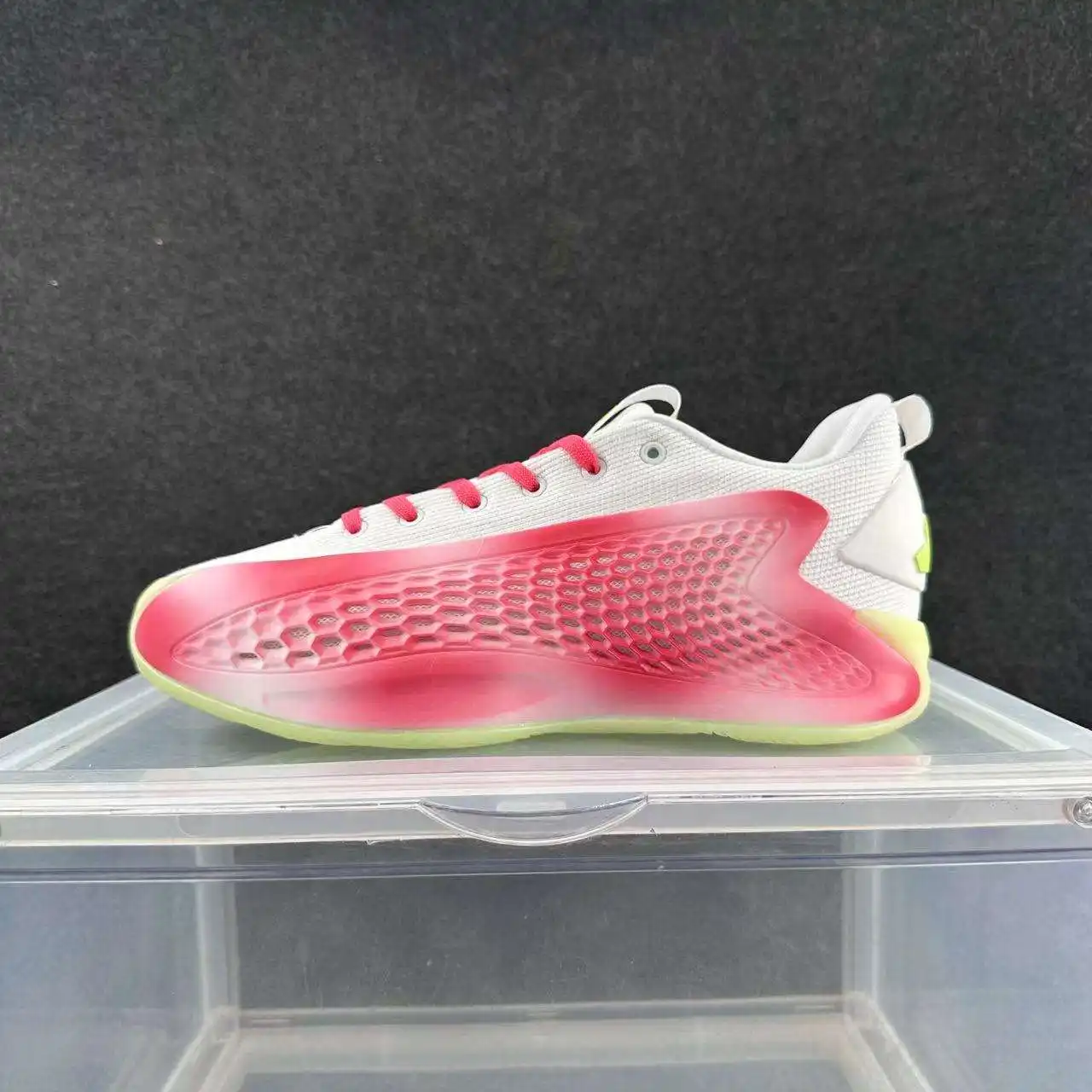 1283d906.webp