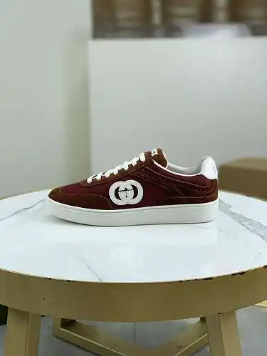 Zapatos GUCCI para hombre y mujer Código: 0516C20 Talla: Mujer 35-40 Hombre 39-45