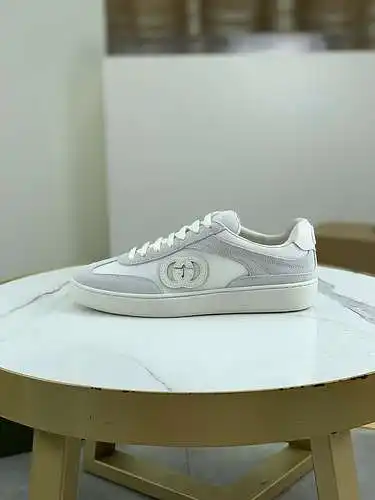 Zapatos GUCCI para hombre y mujer Código: 0516C20 Talla: Mujer 35-40 Hombre 39-45