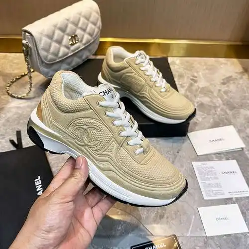 Zapatos Chanel para hombre y mujer Código: 0513D00 Talla: Mujer 35-41 Hombre 39--45