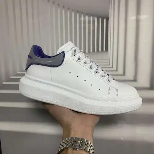 McQueen* Zapatos para hombre y mujer Código: 0318C30 Talla: Mujer 34-41., Hombre 38-46 Observaciones