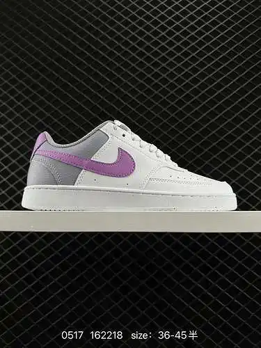 9 Nike Court Vision Low Inspirada en la tendencia de mediados de los 98, Nike Court Vision Low es un