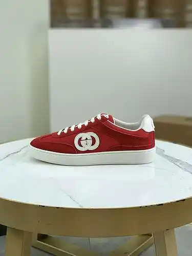 Zapatos GUCCI para hombre y mujer Código: 0516C20 Talla: Mujer 35-40 Hombre 39-45