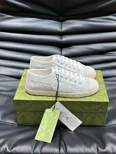 Zapatos GUCCI para hombre y mujer Código: 0518B30 Talla: Mujer 35-39, Hombre 38-44