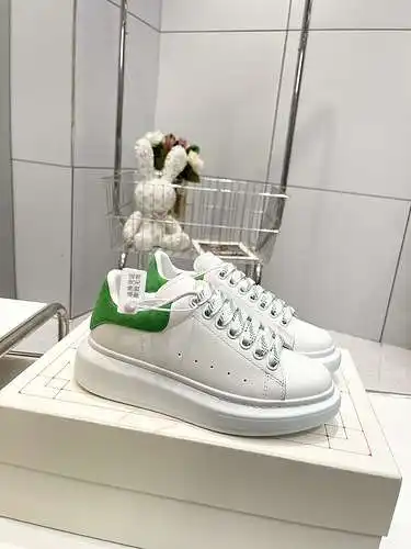 McQueen* Zapatos para hombre y mujer Código: 0318C30 Talla: Mujer 34-41., Hombre 38-46 Observaciones