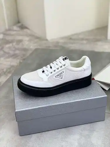 Prada men's shoes Code: 0516C00 Size: 38-44 (45 customized)